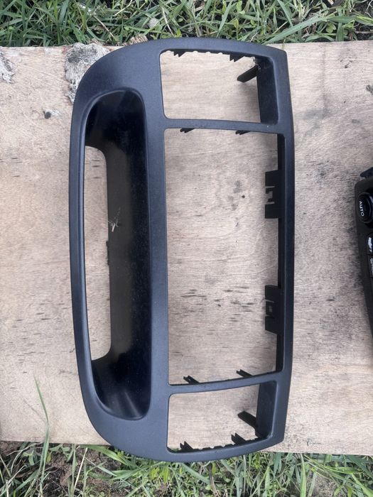 Автомагнитола рамка