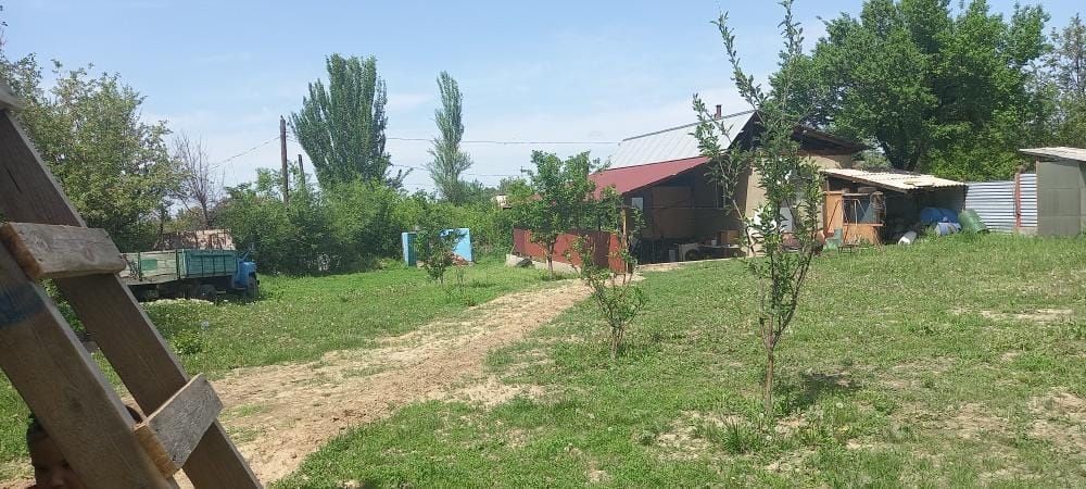 Дом в село Рахат