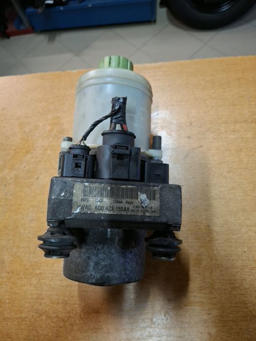 Pompă servo direcție Vw Polo 9N Fabia Ibiza Fox Koyo