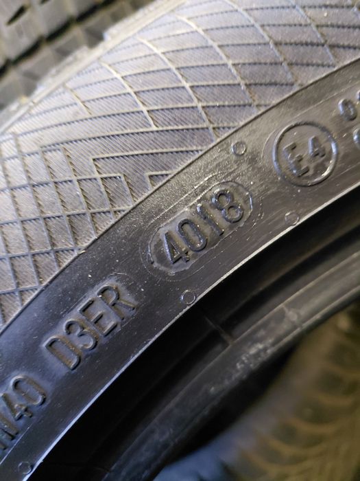 225/50/17" Continental 2бр.гуми