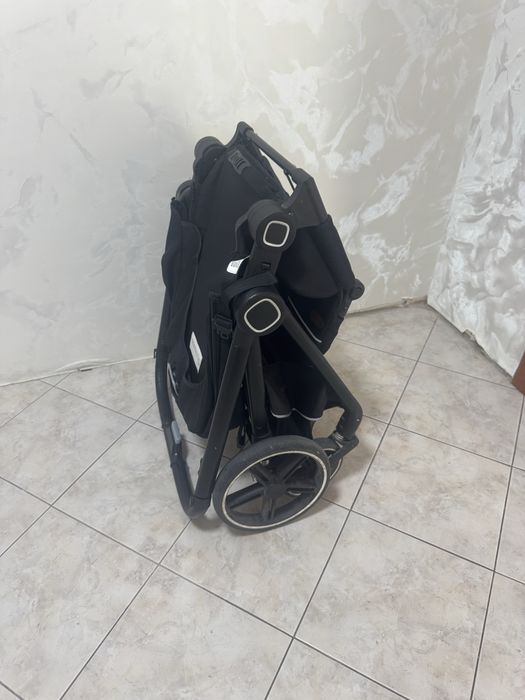 Продам коляску в отличном состоянии