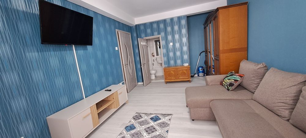 garsoniera de inchiriat ultracentral 1500 lei/luna