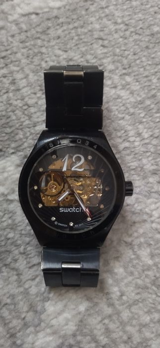 Часы наручные ..