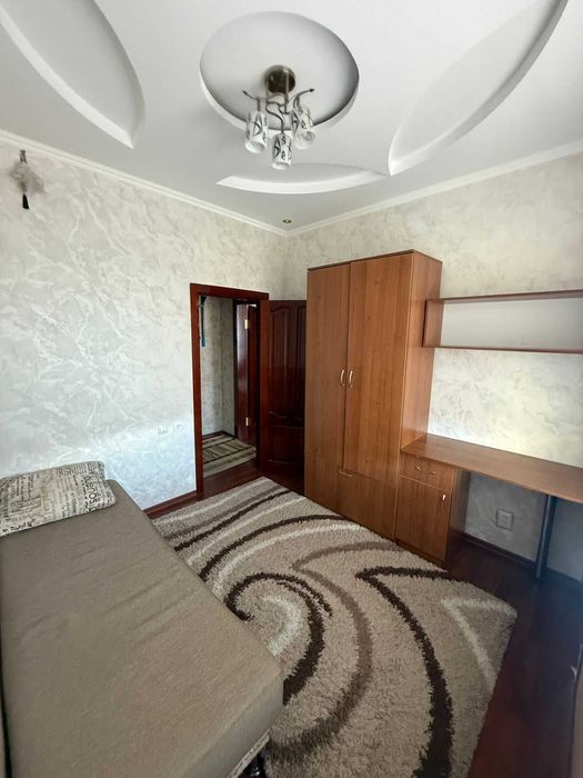 Продам 4-х комнатную квартиру