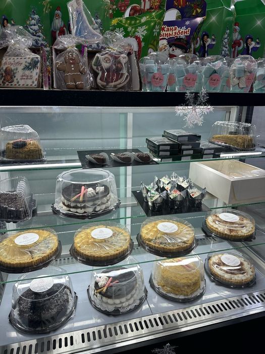 Кондитерский холодильник