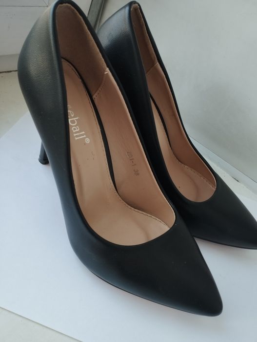 Продам туфли 38 размера