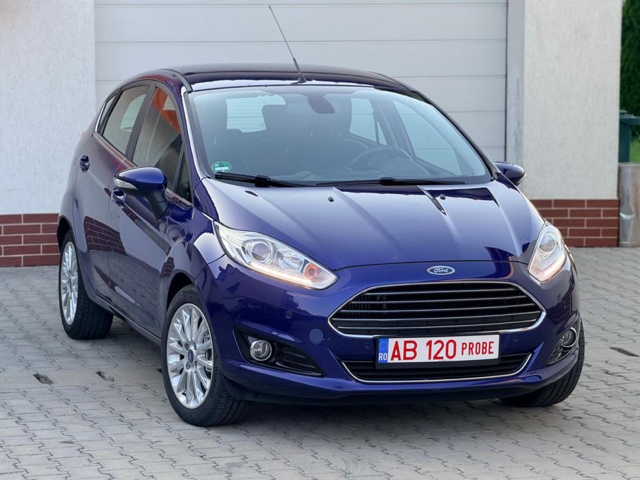 vand ford fiesta 2014 benzina
