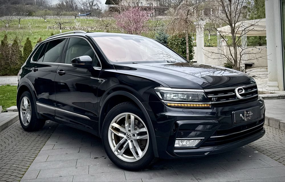 Volkswagen Tiguan R-Line  2.0TDI 190 CP 4X4! Full Option! Garantie 12 Luni