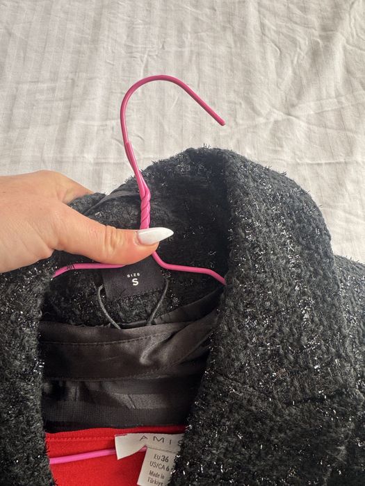 Дамски костюм пола и сако букле