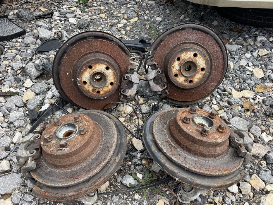 Заден шенкел ляв и десен за Mercedes W204/W212/W218