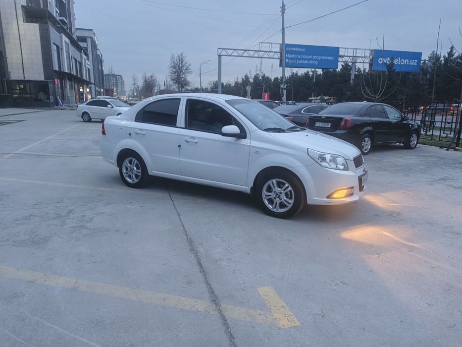 Нексия 3 Афтомат. 2020. Тозза