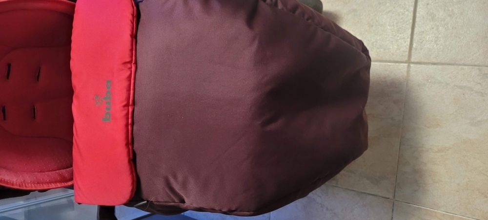 Бебешки количка, стол за хранене и легло