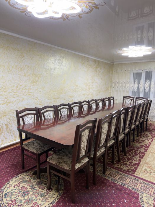 Үстел сатылады. Продаётся стол