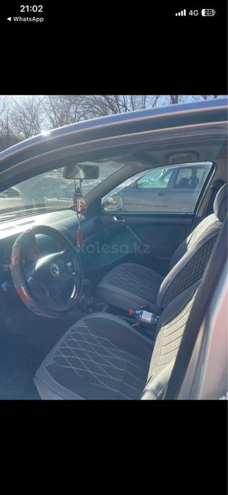 Продам авто Шкода 2006