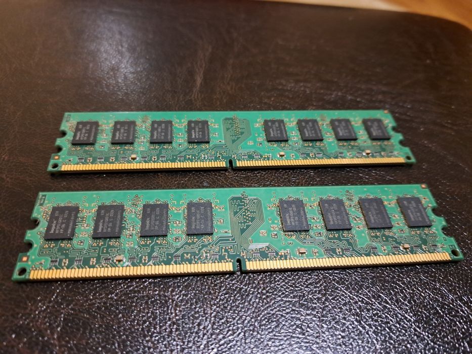 kit  placa de bază  G31 s775 + RAM HYNIX 2x2GB DDR2 PC2-6400U defecte