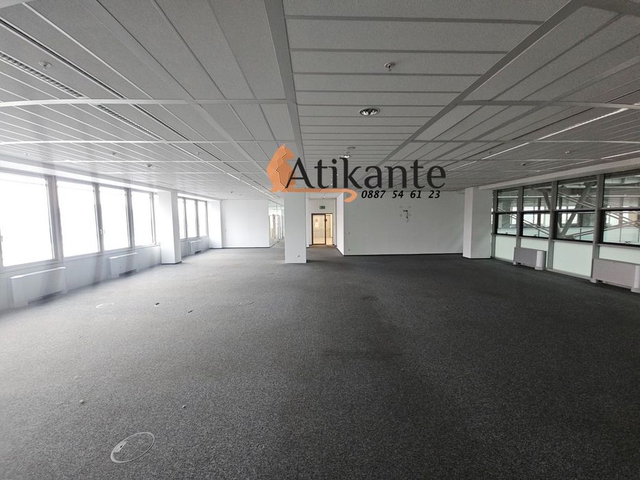 Дава се под наем Офис в София, Оборище - 426 кв.м за 5948.64 € - Снимка #1