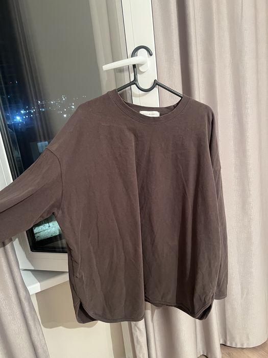 Продаю одежду на размер М