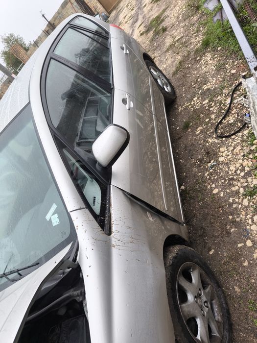 Тойота Корола версия На части 1,8vvti