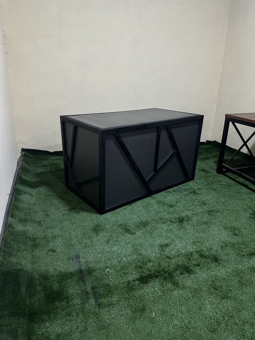 Офисные столы в стиле лофт