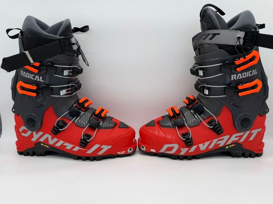 Clapari ski de tura stare excelenta Dynafit Radical marime EUR:43.5 Mondo:28 Flex:110 last:104