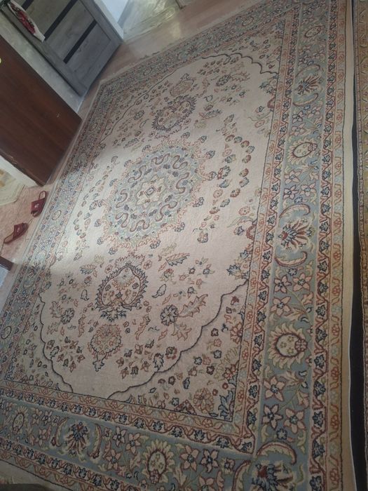 Кілем сатылады 250×350
