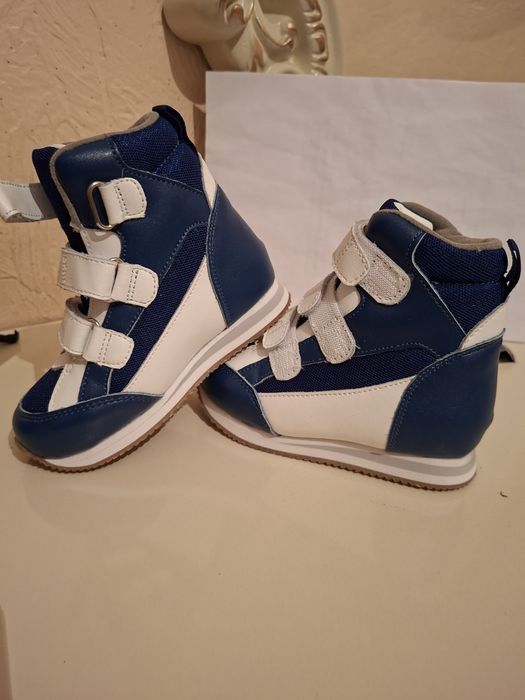 Ортопедический обувь