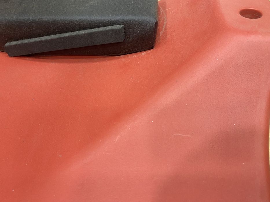 Лежак автослесаря подкатной пластиковый lejak