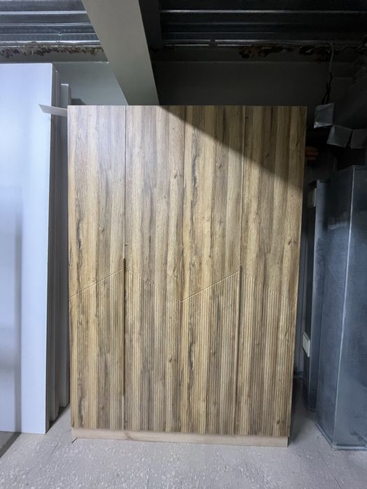 Хозяйственный шкаф