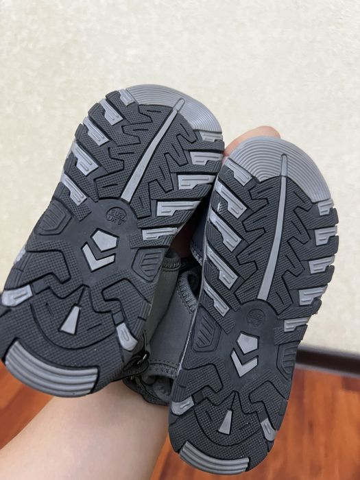 Новые сандали 27размер