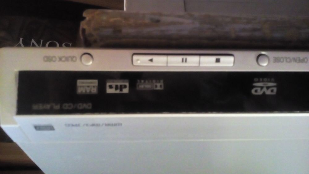 Видео ДВД- СД проигрователь Панасоник