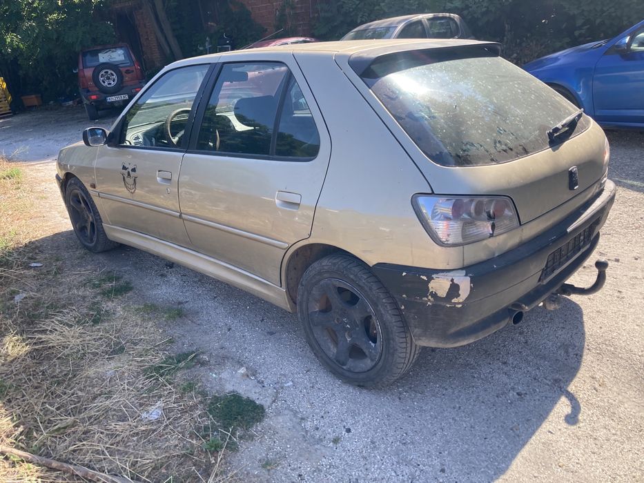 Пежо 306 2.0 HDI 2броя за части.