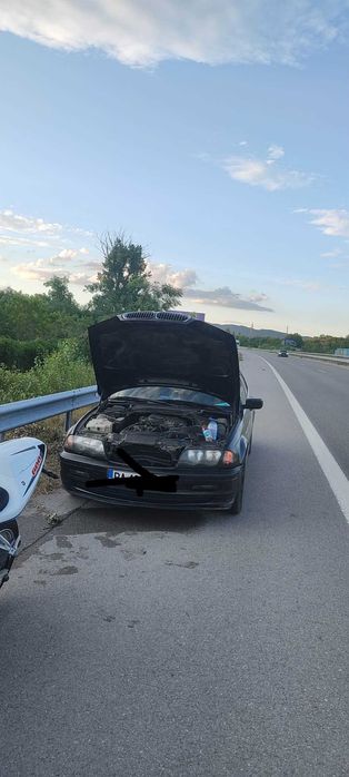 Продавам БМВ за части