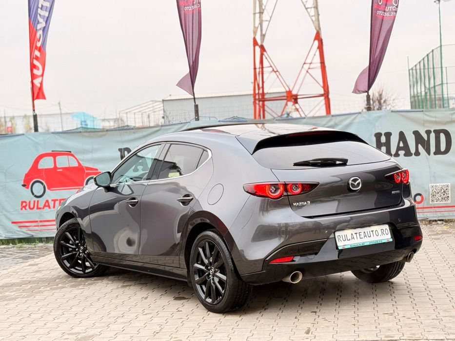 Mazda 3 2.0 e-SkyActiv- 186 CP BENZINA HYBRID 55.000 KM - Garanție / Rate