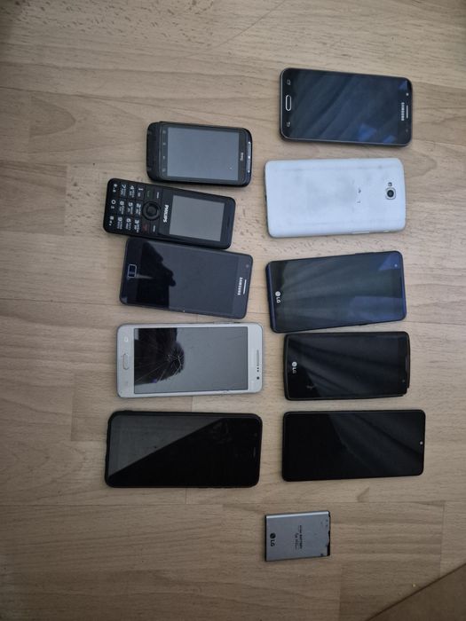 Продам запчасти телефонов