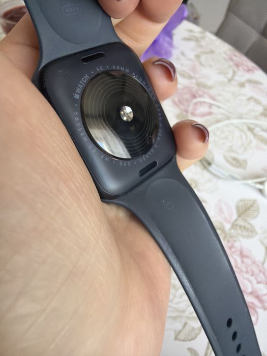 Продам apple watch