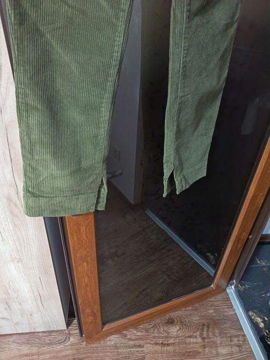 Pantaloni groși mărimea 40