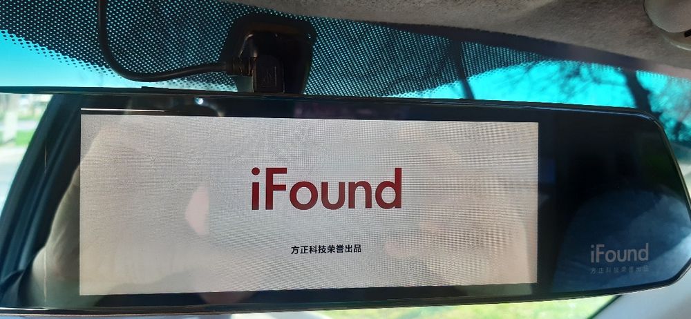 Срочно продам зеркало регистратор