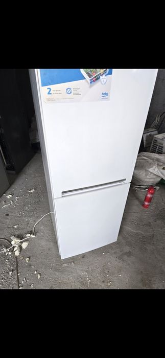 ВЕКО холодильник продам