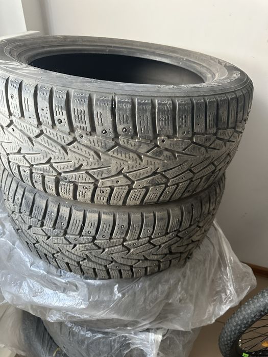 Продам зимние шины