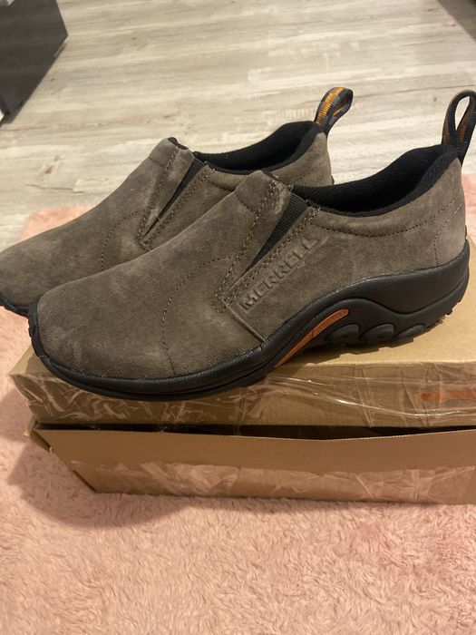 Ghete merrell noi,de primavara