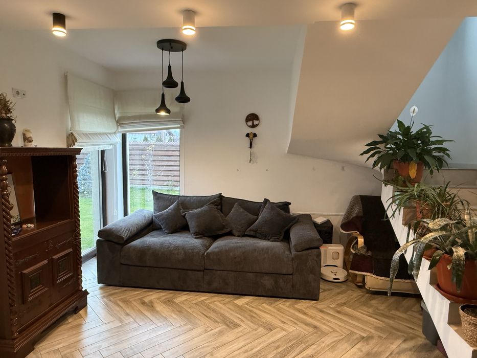 Închiriez casă P+1, complet mobilată și utilată, singur în curte