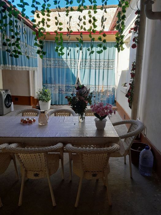 Каттакургон шахар Боборахим Машраб кучаси 88-уй сотилади