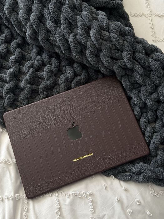 Macbook pro m2 pro 16/512 14-inch 16 yader 120 fps quvat 40 soatgacha