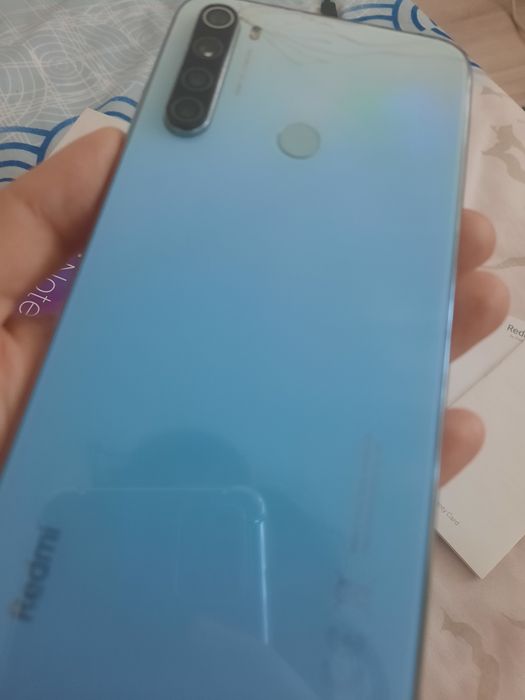 Redmi note 8 moonlight white 4/64Gb
