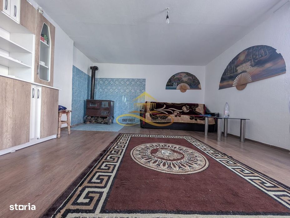 Casă de vânzare – Bacău, zona URA