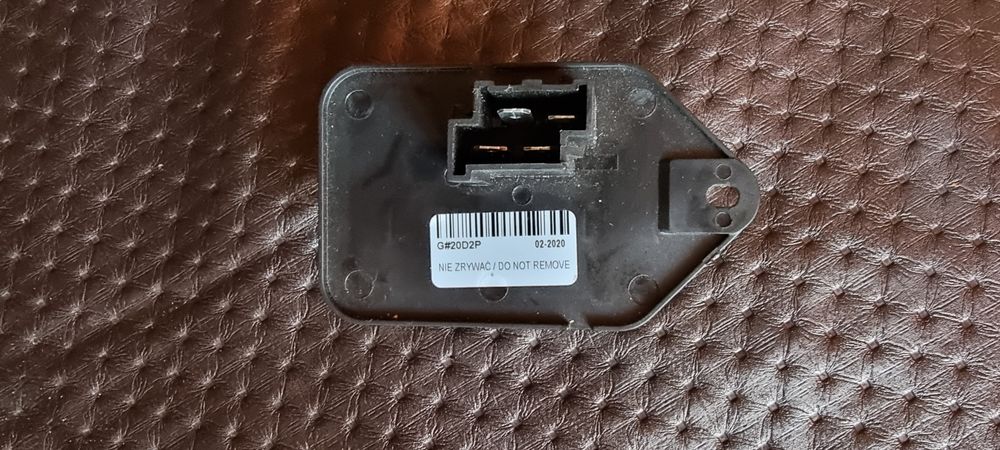 резистор вентилятора VOLVO 850