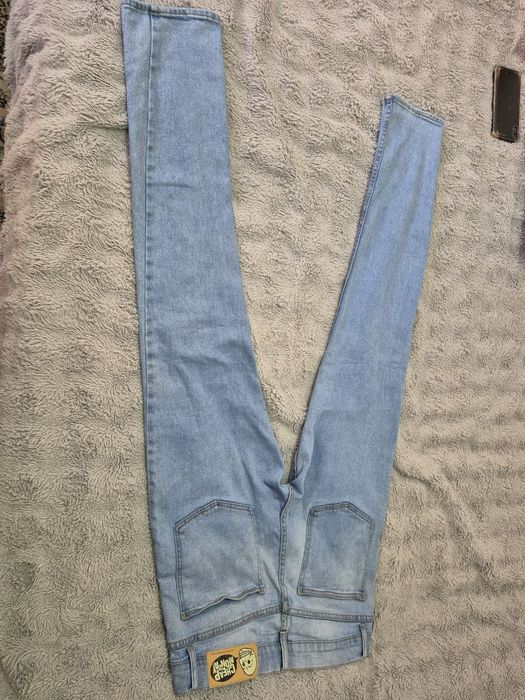 Джинсы  без гарантии