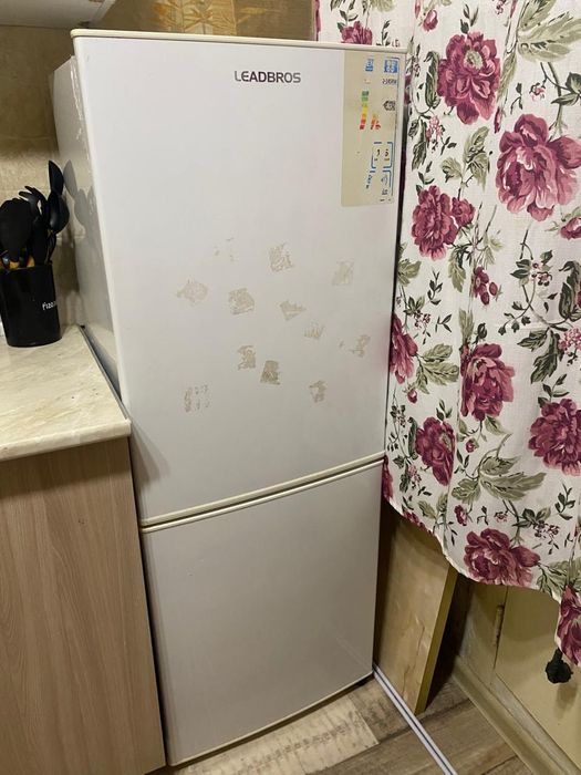 Срочно продам холодилник