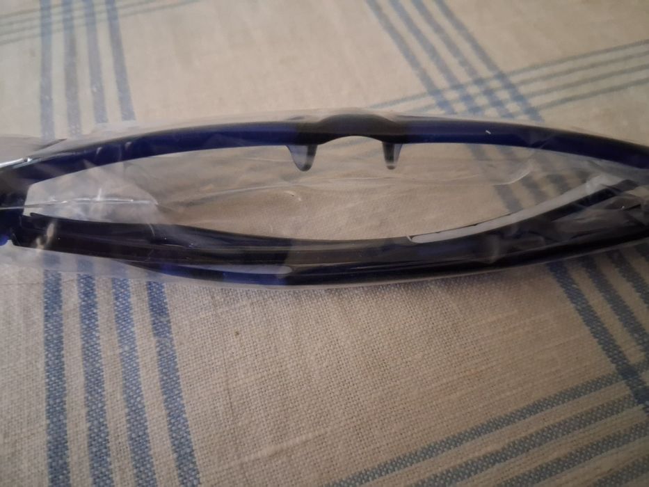 Очки +2,5 диоптрия.Продою.