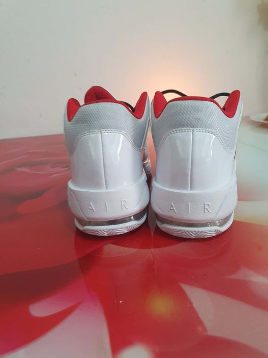 Jordan Max Aura 3